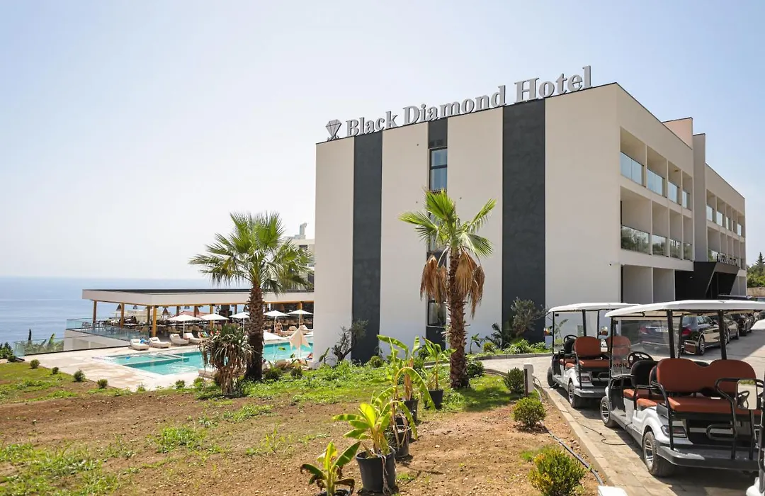 Black Diamond Hotel Dhermi-1